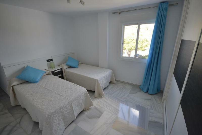 Apartamento Arena Beach Естепона Екстер'єр фото