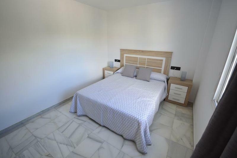 Apartamento Arena Beach Естепона Екстер'єр фото
