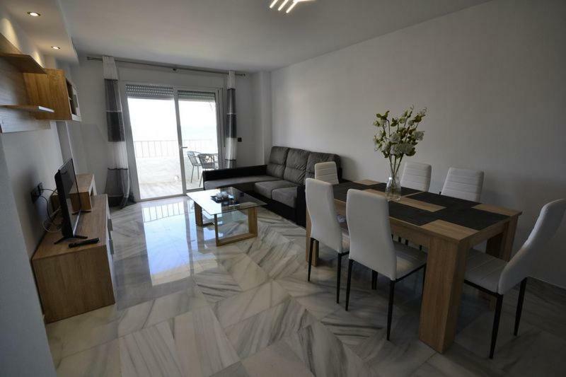 Apartamento Arena Beach Естепона Екстер'єр фото